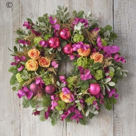 Trending Winter Flower Wreath